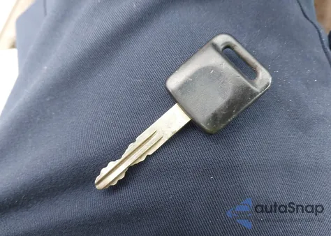 2005 Nissan Altima 2.5 S из США, поврежденный, VIN 1N4AL11D75C287173